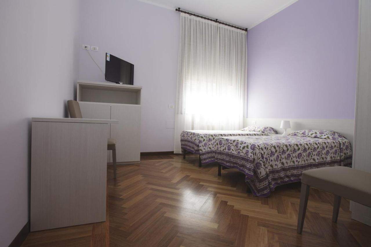 Italy Inn Genova Værelse billede