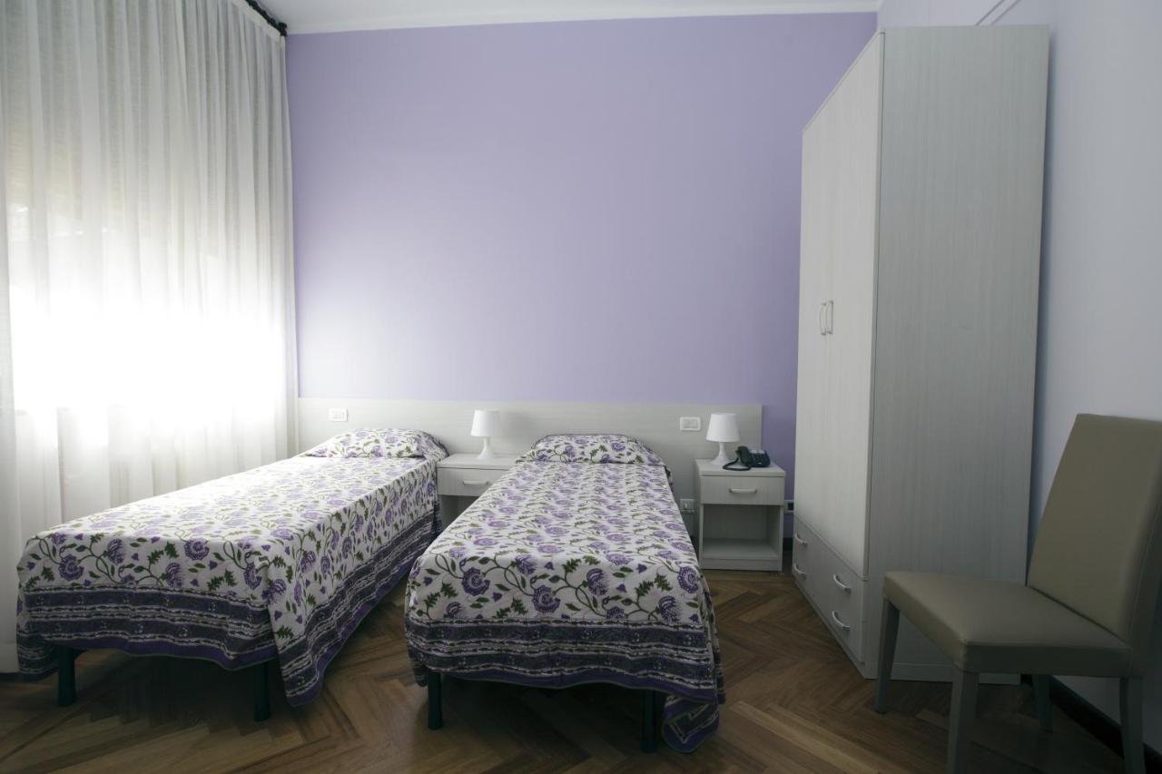 Italy Inn Genova Værelse billede